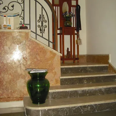Bed & Breakfast Bella 3*